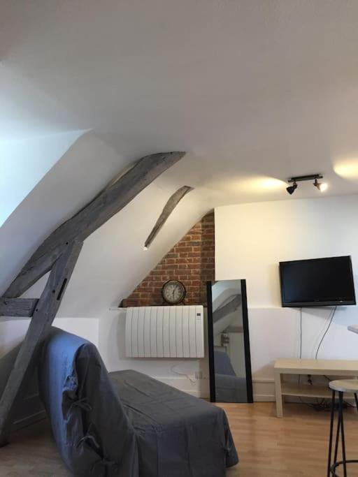 Rennes: Studio 4 Couchages, Proche Commerces, Bus. Exteriör bild